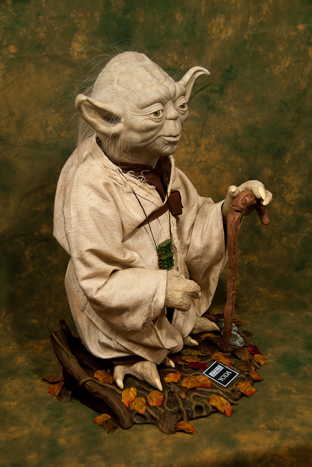 Yoda Statue